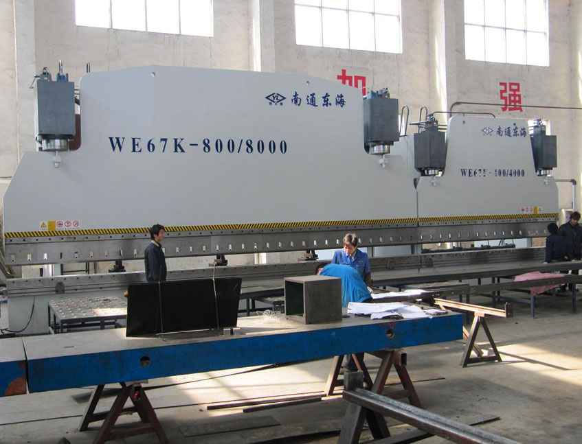 WE67K-800/8000+WE67K-400/4000 CNC Press Brake in Tandem